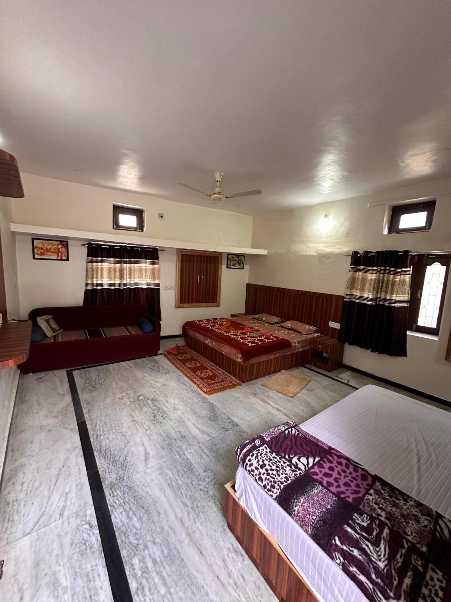 Laxmanji Villas 卜山 外观 照片